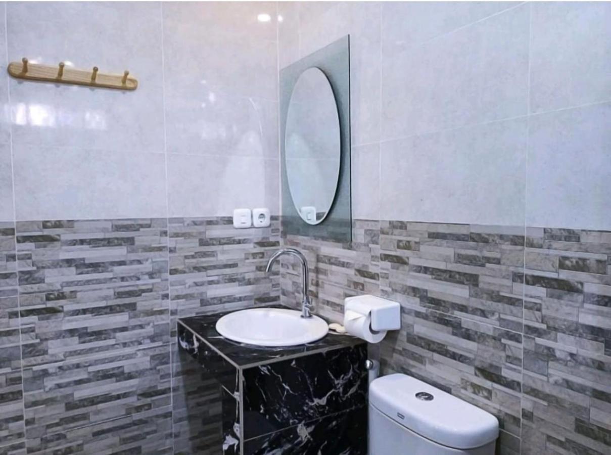 Green Palace Homestay Batununggul 외부 사진