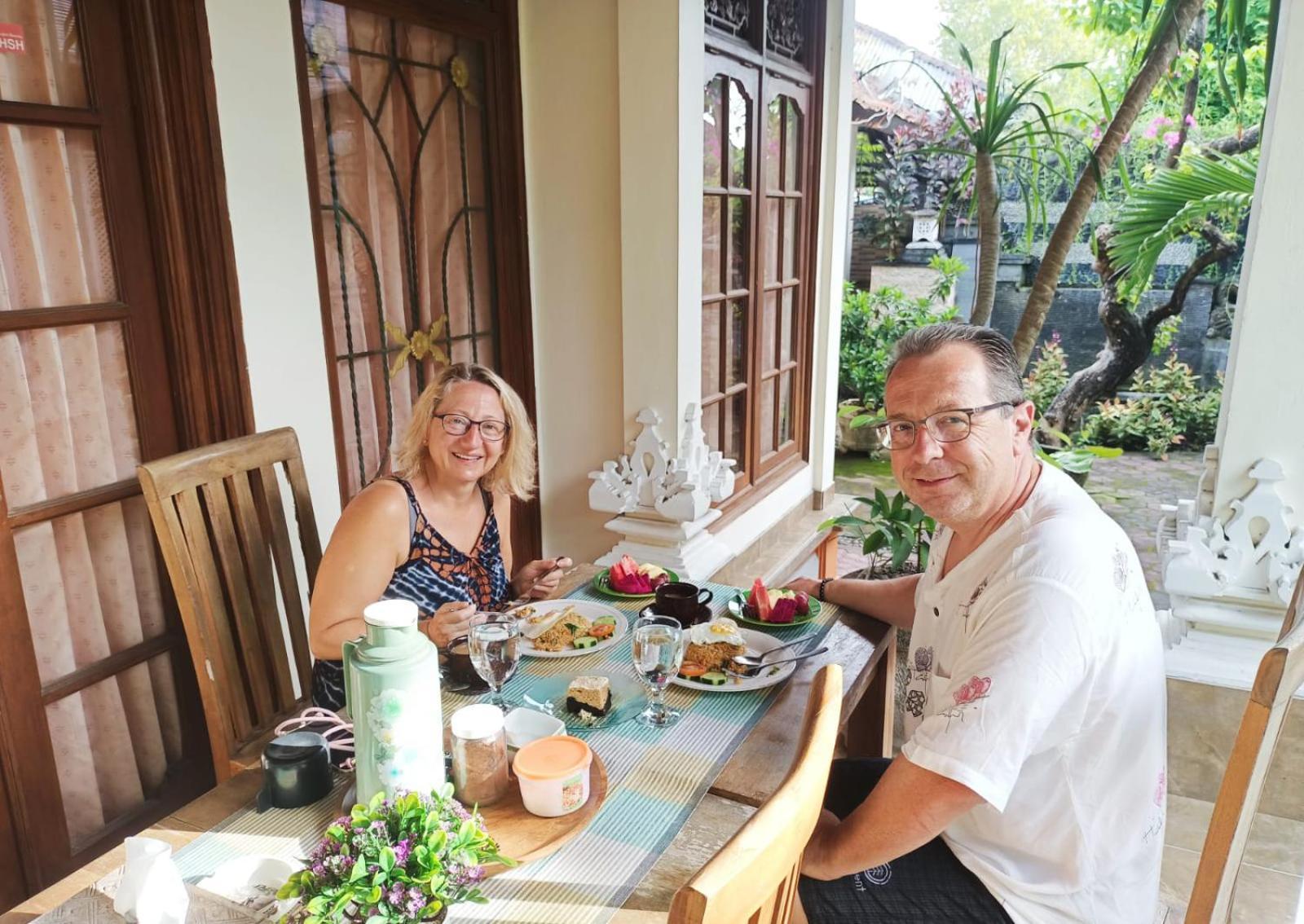 Green Palace Homestay Batununggul 외부 사진