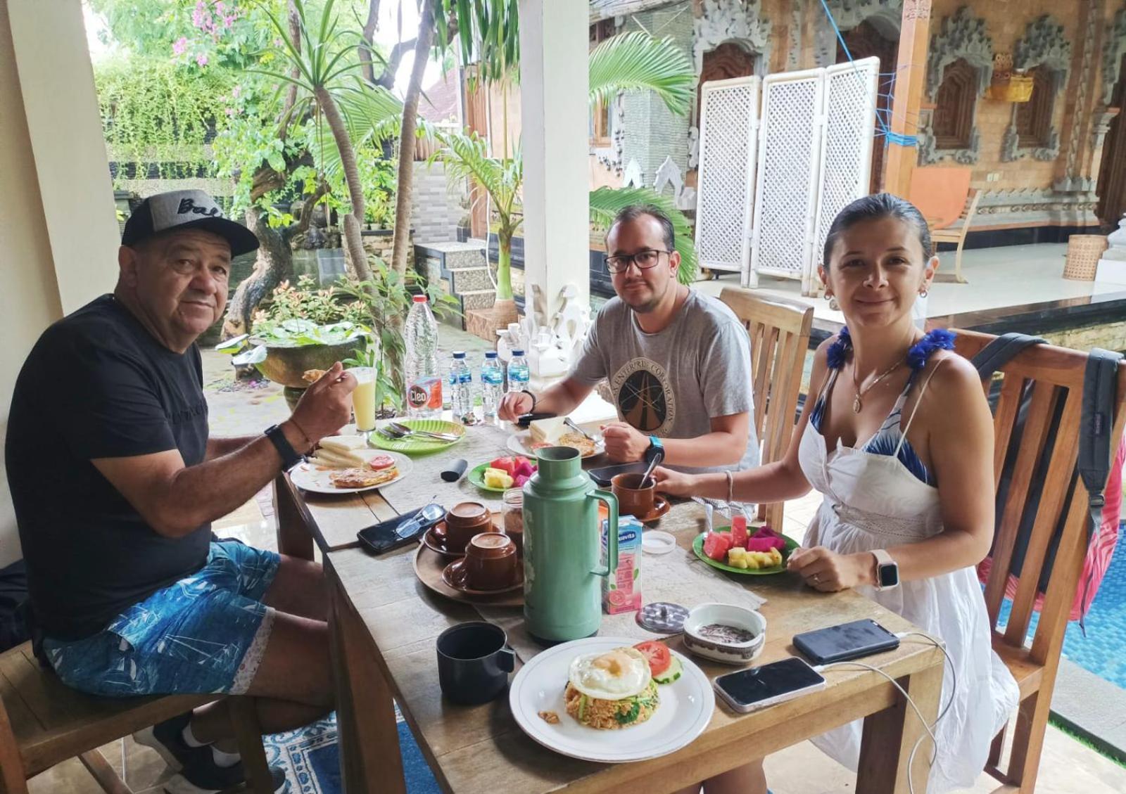 Green Palace Homestay Batununggul 외부 사진