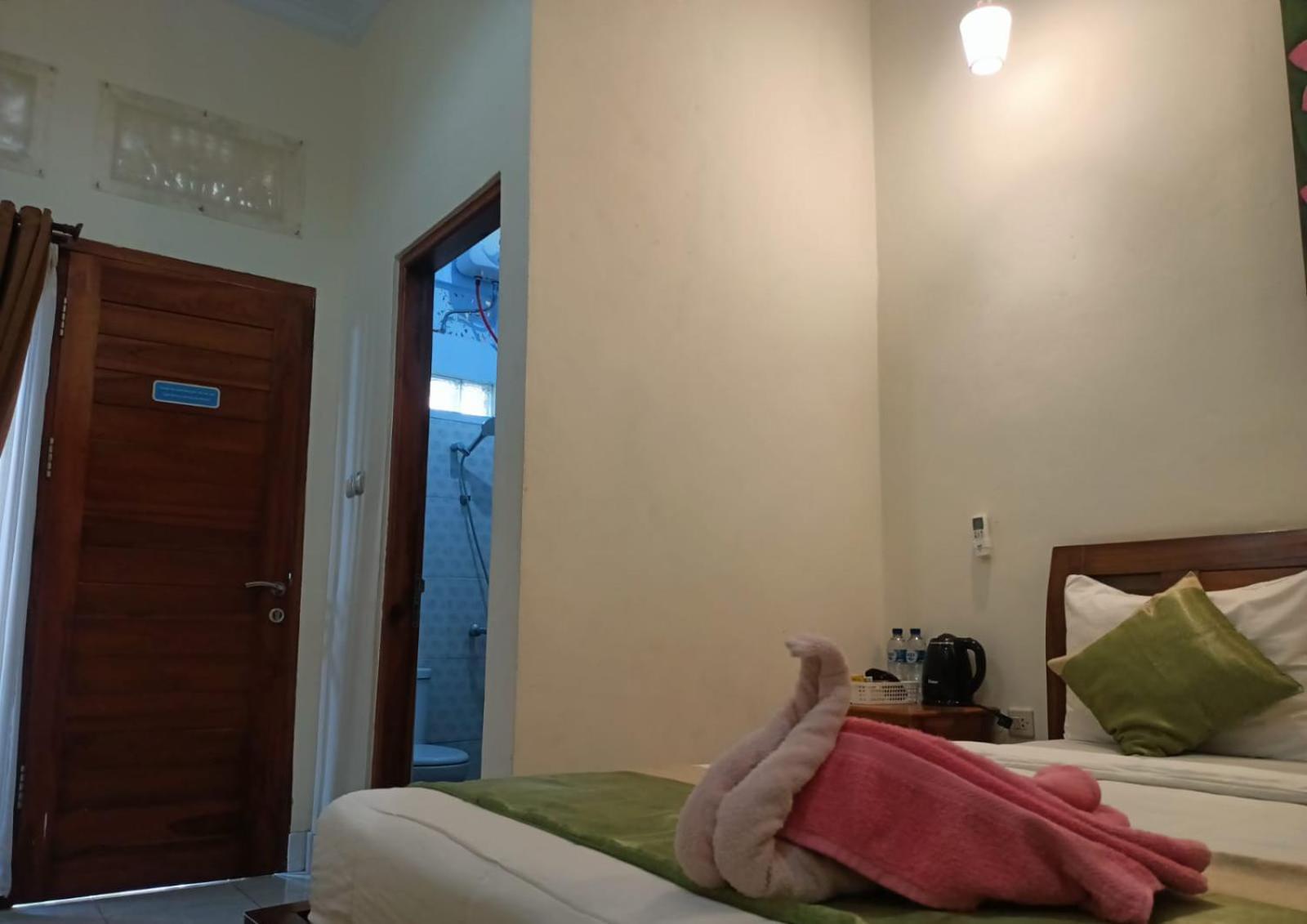 Green Palace Homestay Batununggul 외부 사진