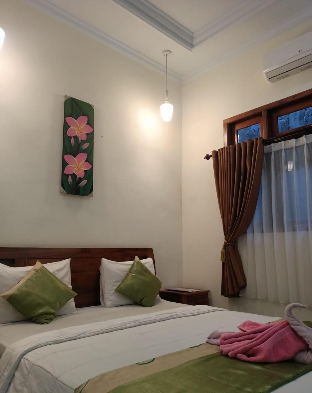 Green Palace Homestay Batununggul 외부 사진